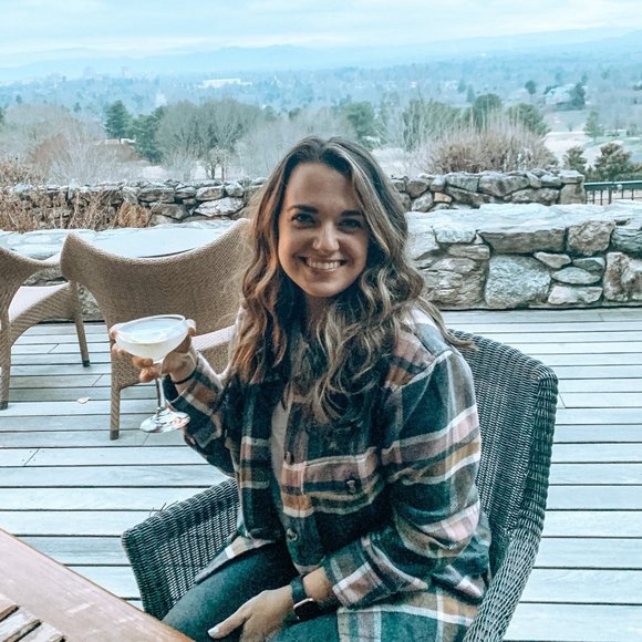 Meet your Posher, Olivia - Picture 1 of 1